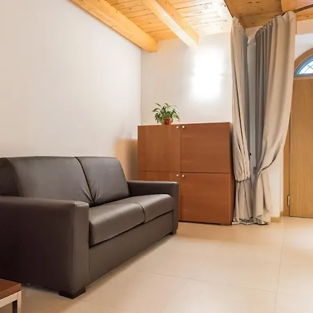 Dimora San Zeno 7 With 4 Sleeps